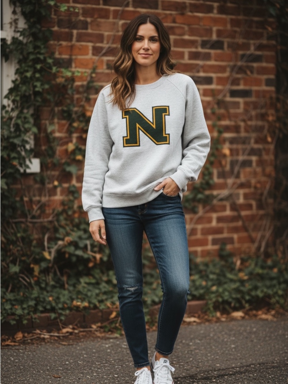 League Women’s Medium Gray Varsity N Sweatshirt Green Gold Collegiate Campus